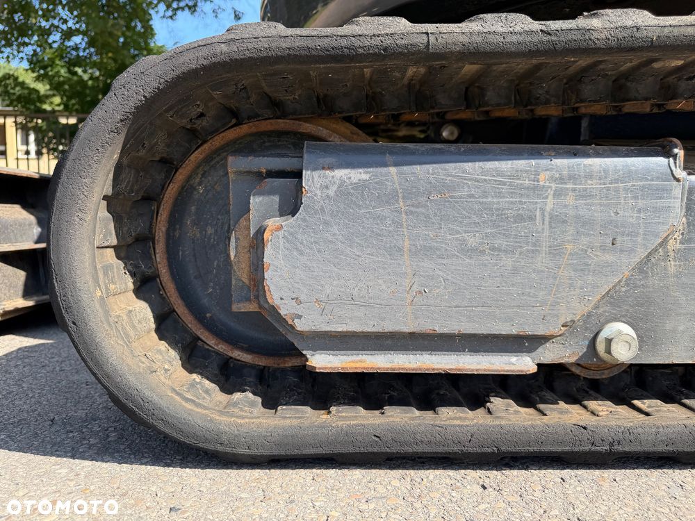 Bobcat Minikoparka E35z - 22