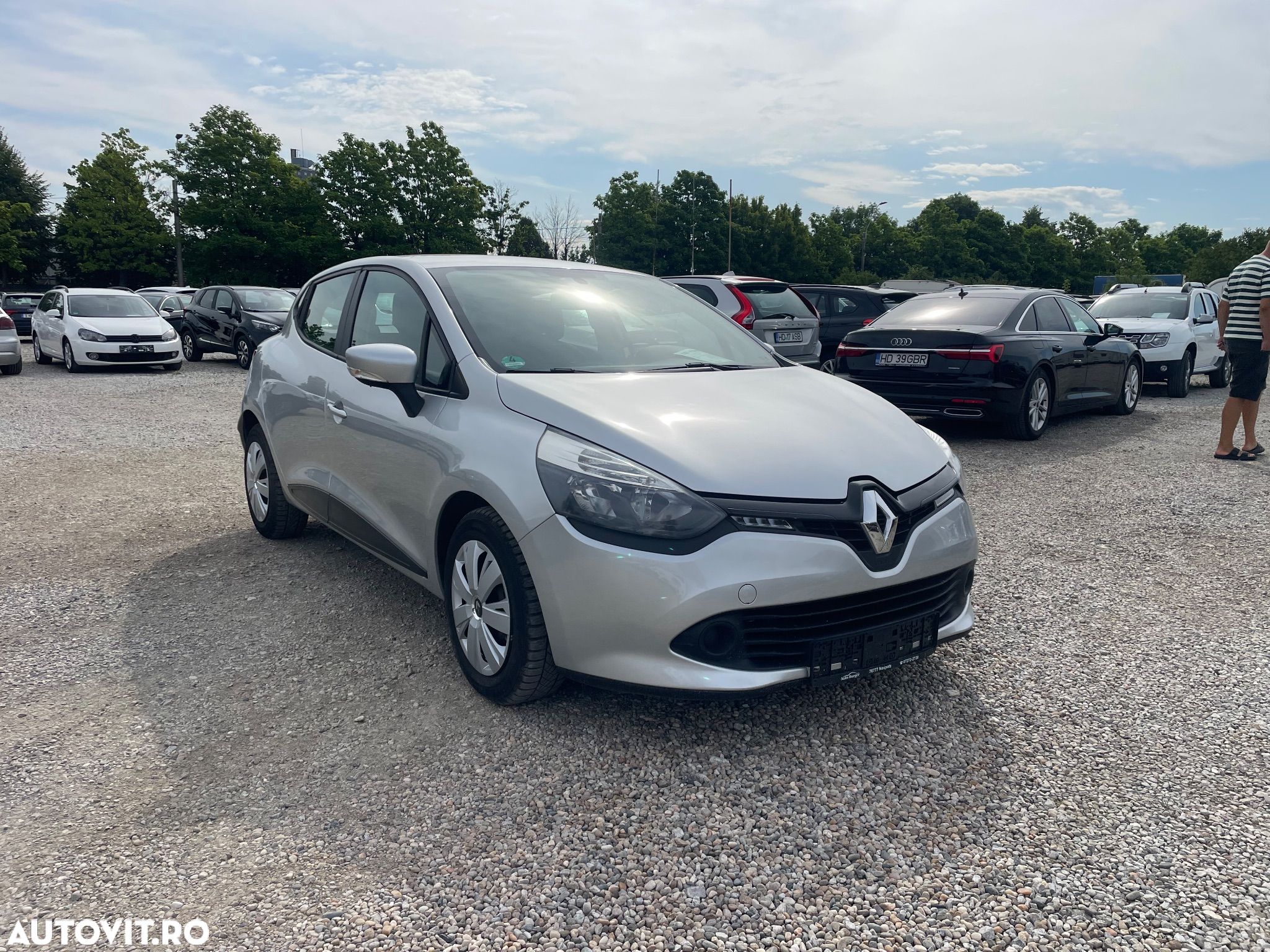 Renault Clio 1.2 16V 75 Experience - 1