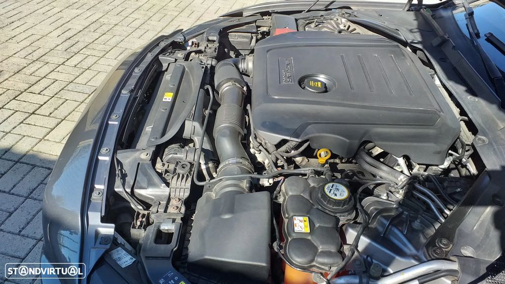 Jaguar XE 2.0 D R-Sport Aut. - 13
