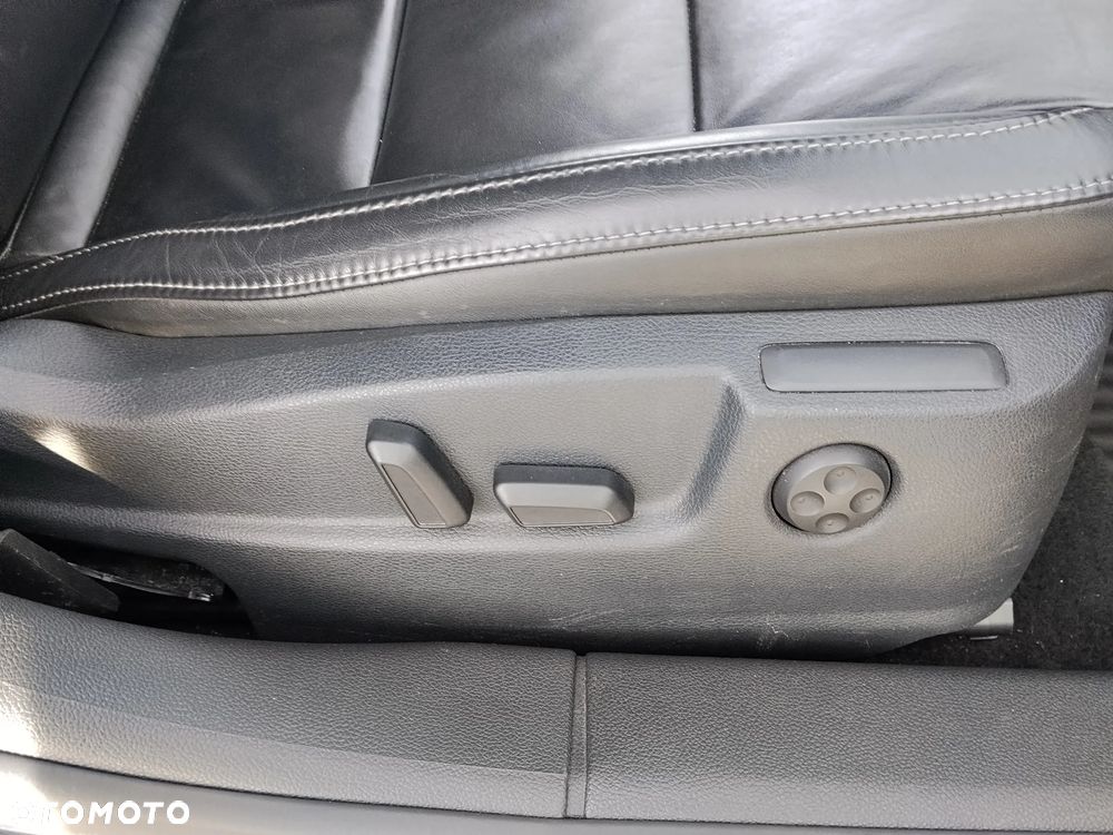 Skoda Superb 2.0 TDI Platinum DSG - 38