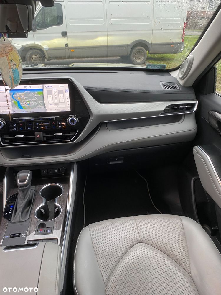 Toyota Highlander 2.5 Hybrid Executive Style - 26