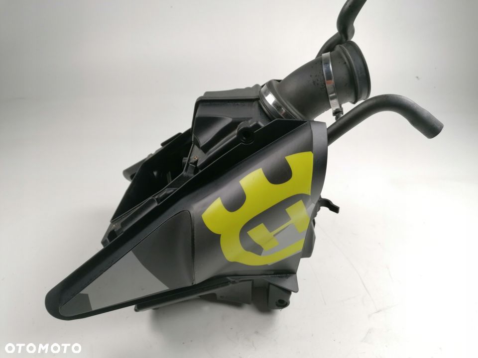 HUSQVARNA 701 VITPILEN AIR BOX obudowa filtra - 2