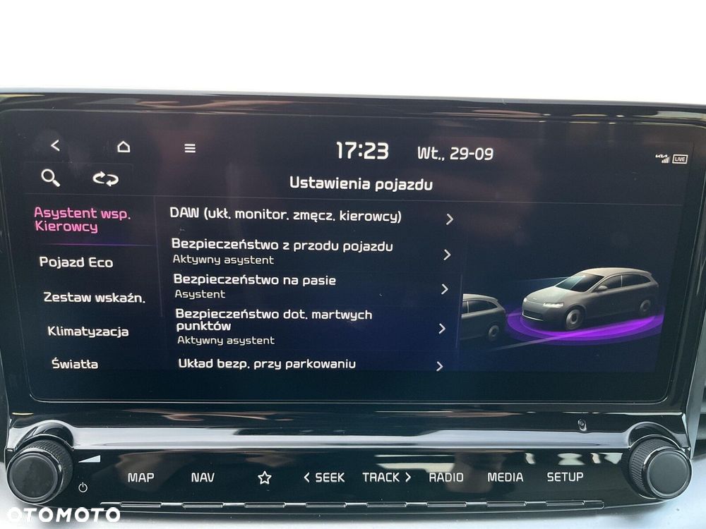 Kia Ceed - 33