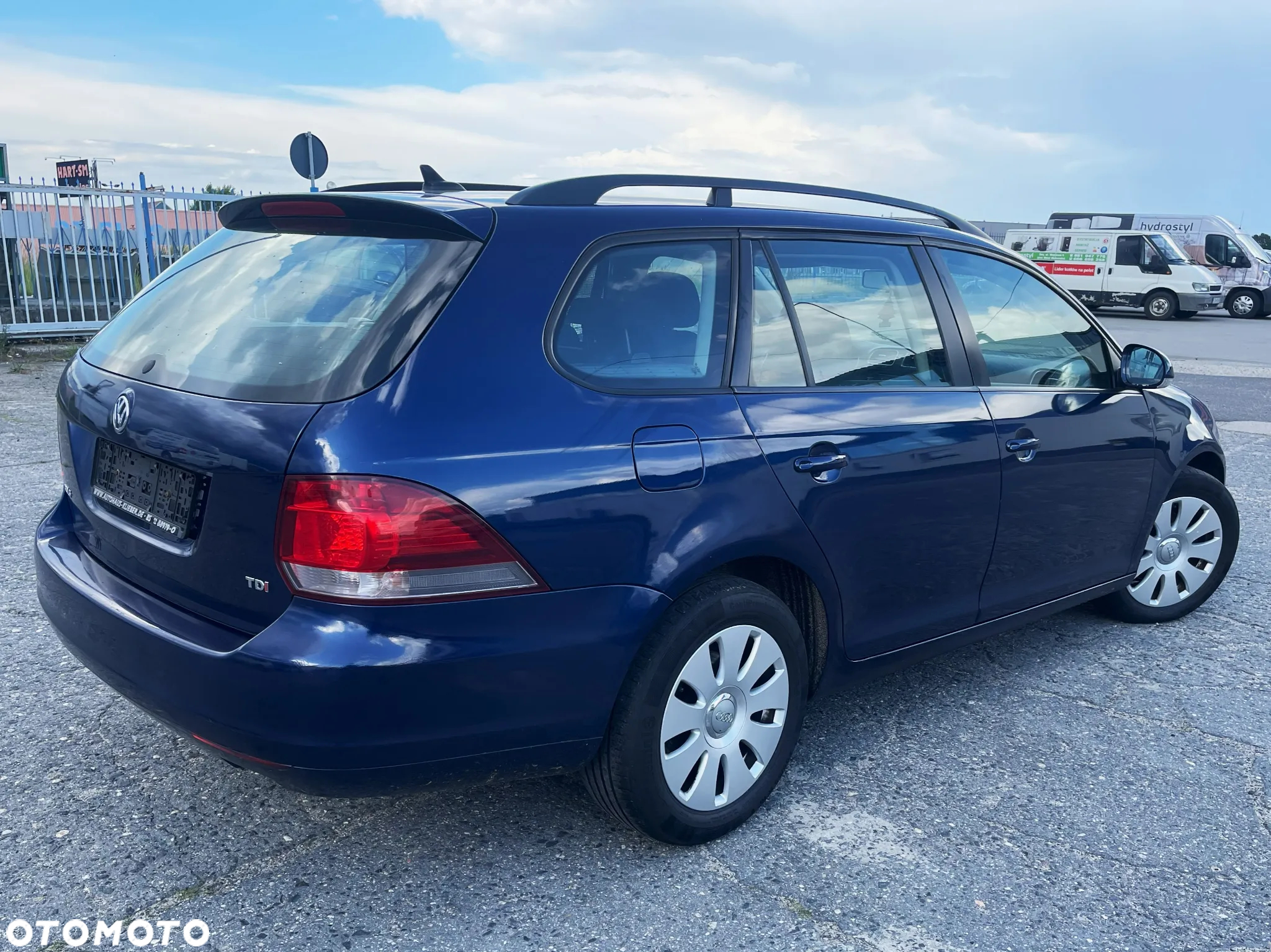 Volkswagen Golf 1.6 TDI (BlueMotion Technology) Trendline - 4