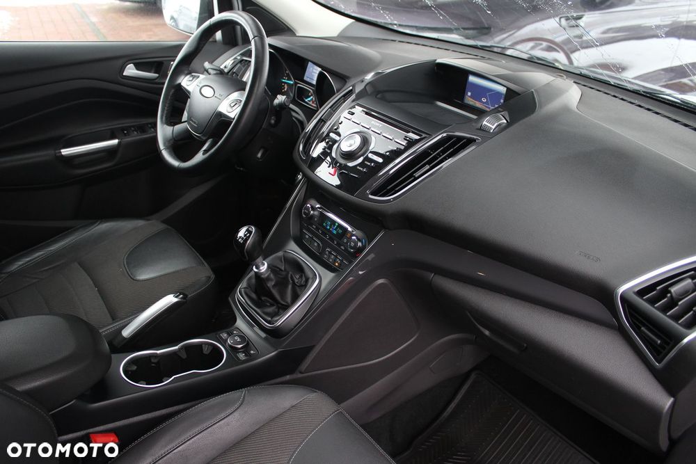 Ford Kuga 2.0 TDCi FWD Titanium - 14