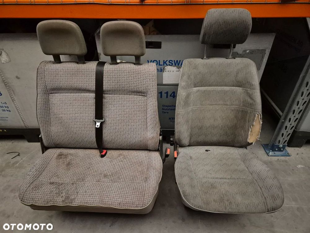 VOLKSWAGEN TRANSPORTER T4 / POLO III 6N / GOLF V 3DW  FOTEL / FOTELE - 16
