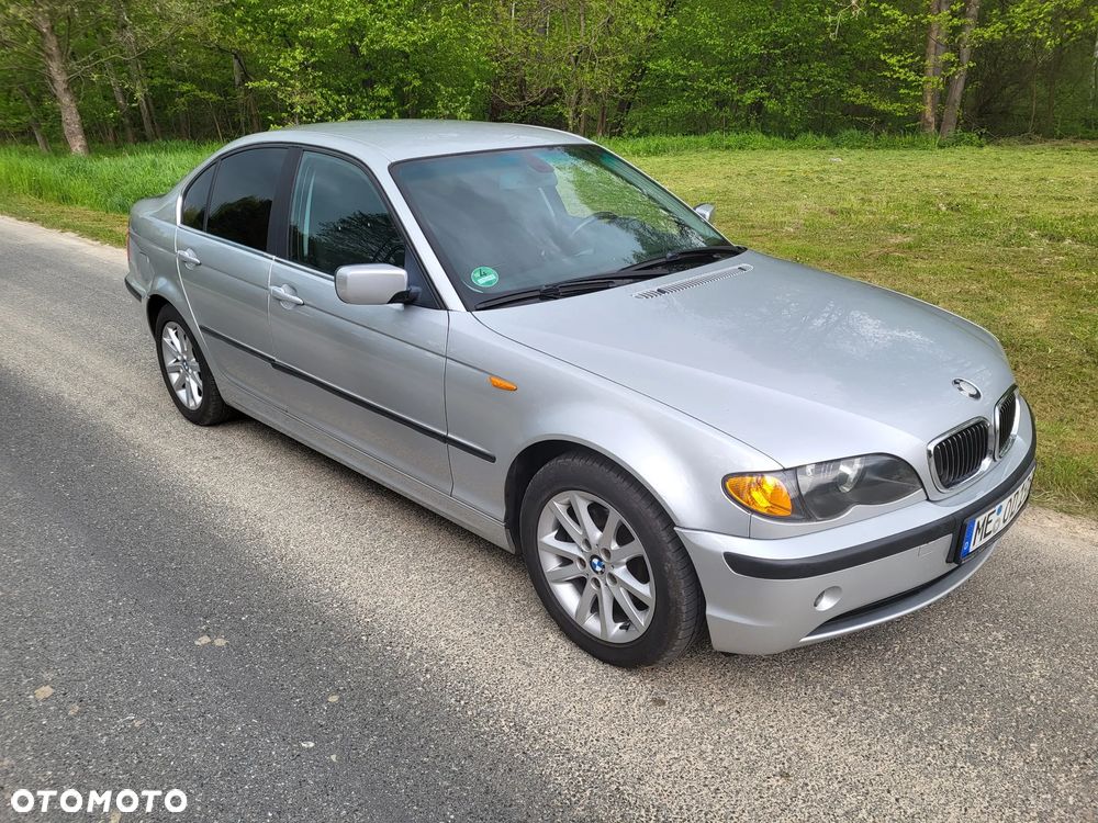 BMW Seria 3 325i - 2