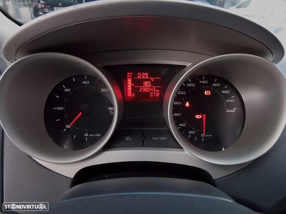 SEAT Ibiza SC 1.4 TDI S&S Style - 16