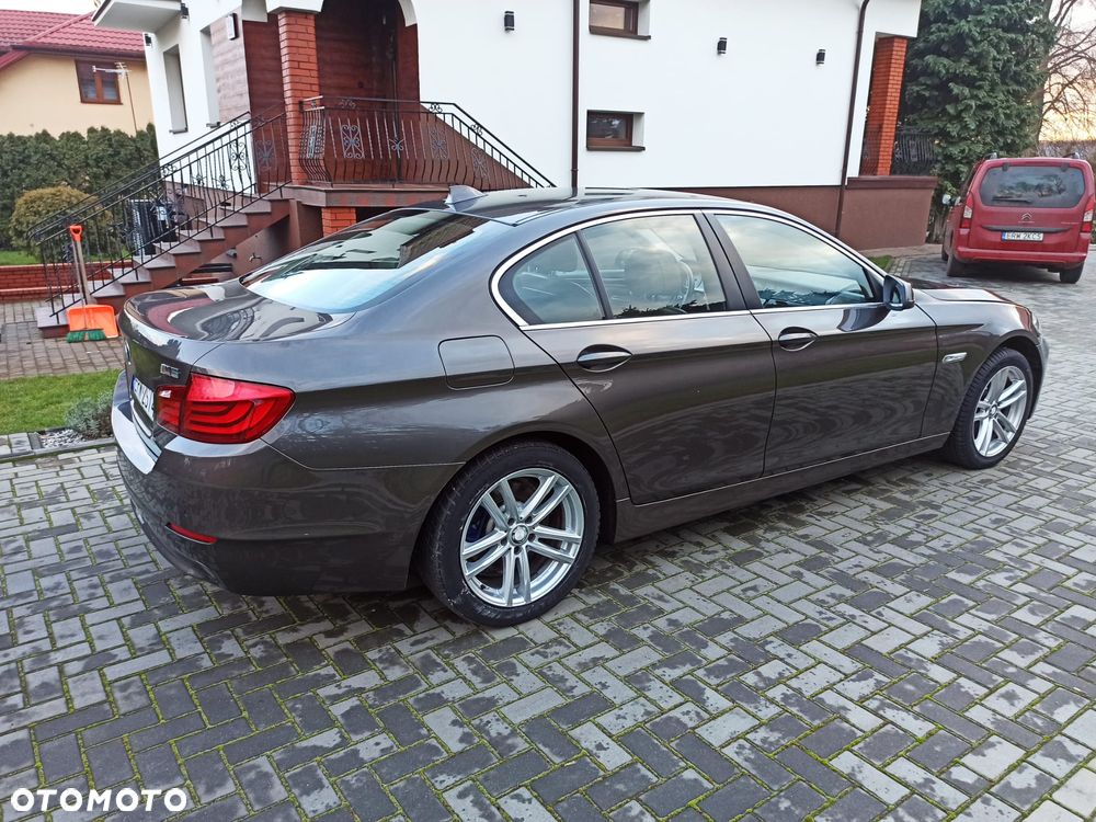 BMW Seria 5 520d Luxury Line - 8