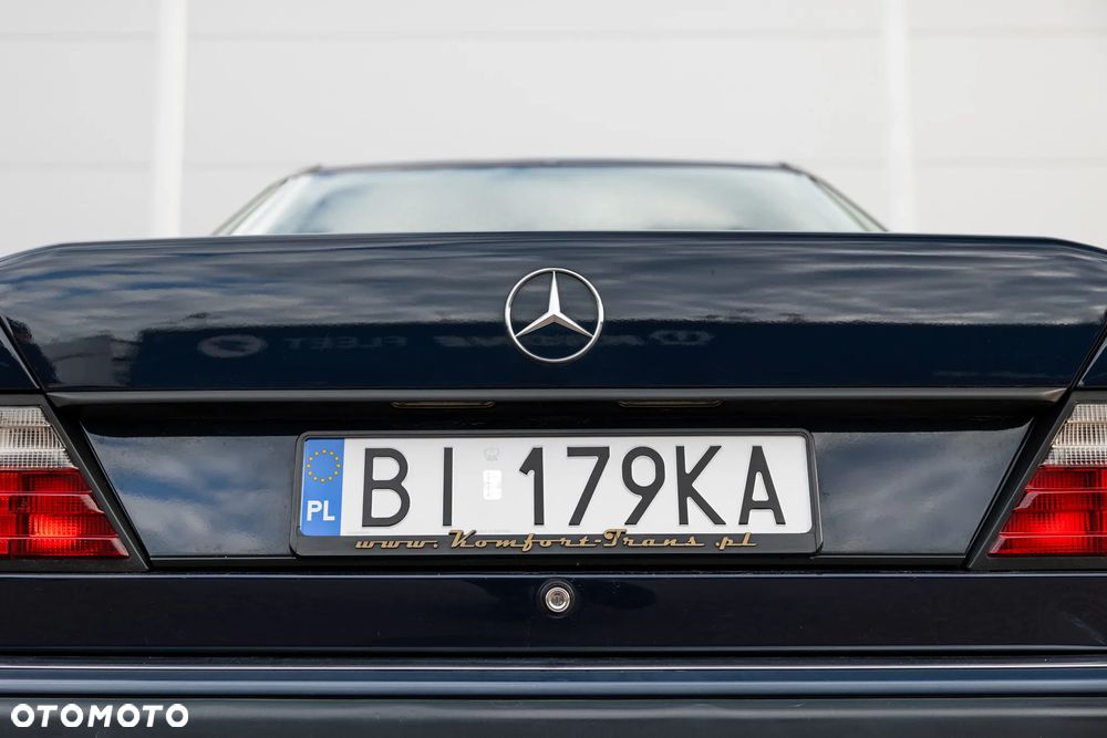 Mercedes-Benz W124 (1984-1993) - 19