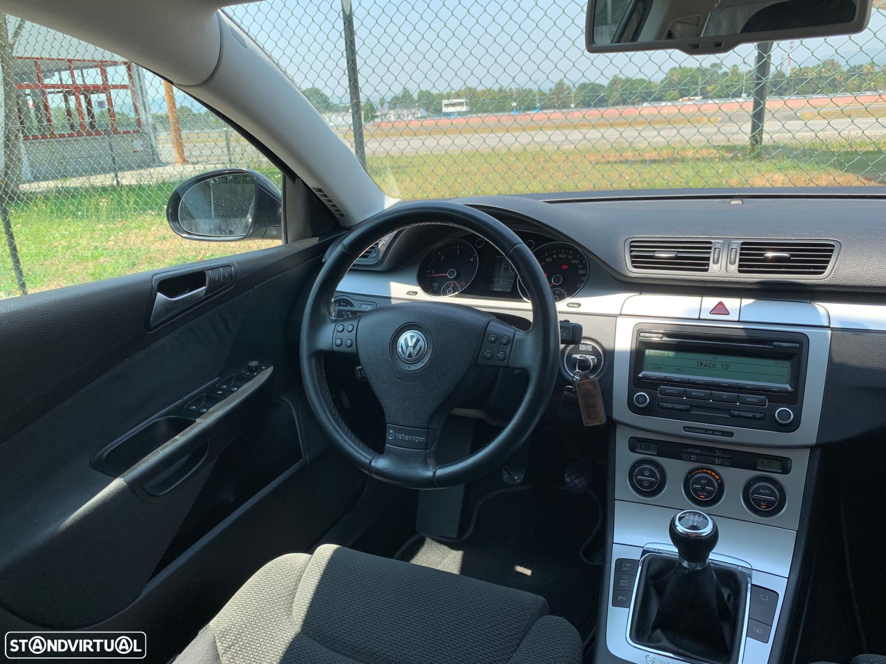 VW Passat 2.0 TDI BM Confortline - 52