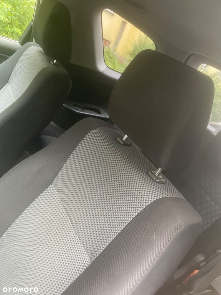 Suzuki Grand Vitara 1.9 DDiS - 5