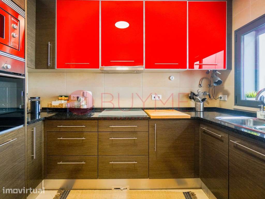 Moradia V3+2 Moderna com Piscina e Garagem em Vilamoura - Grande imagem: 4/26