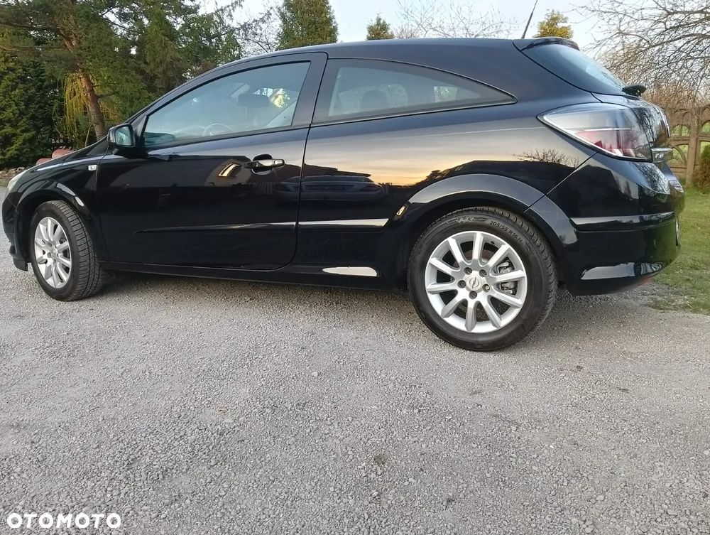 Opel Astra GTC 1.6 Edition - 3