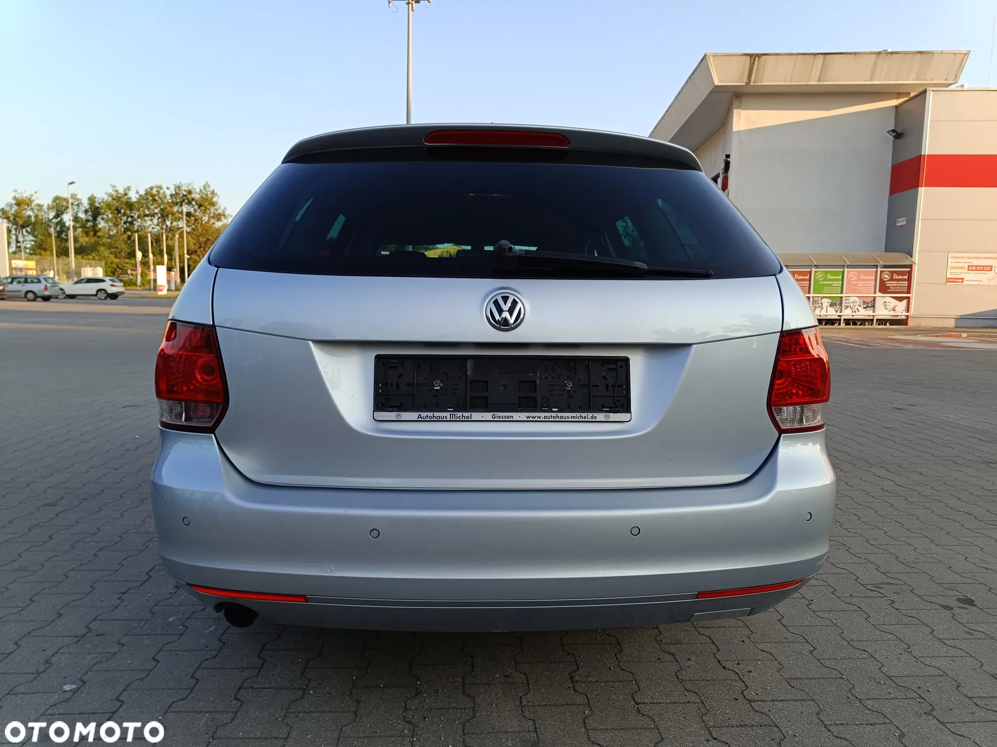 Volkswagen Golf Variant 1.6 TDI DPF Style - 28