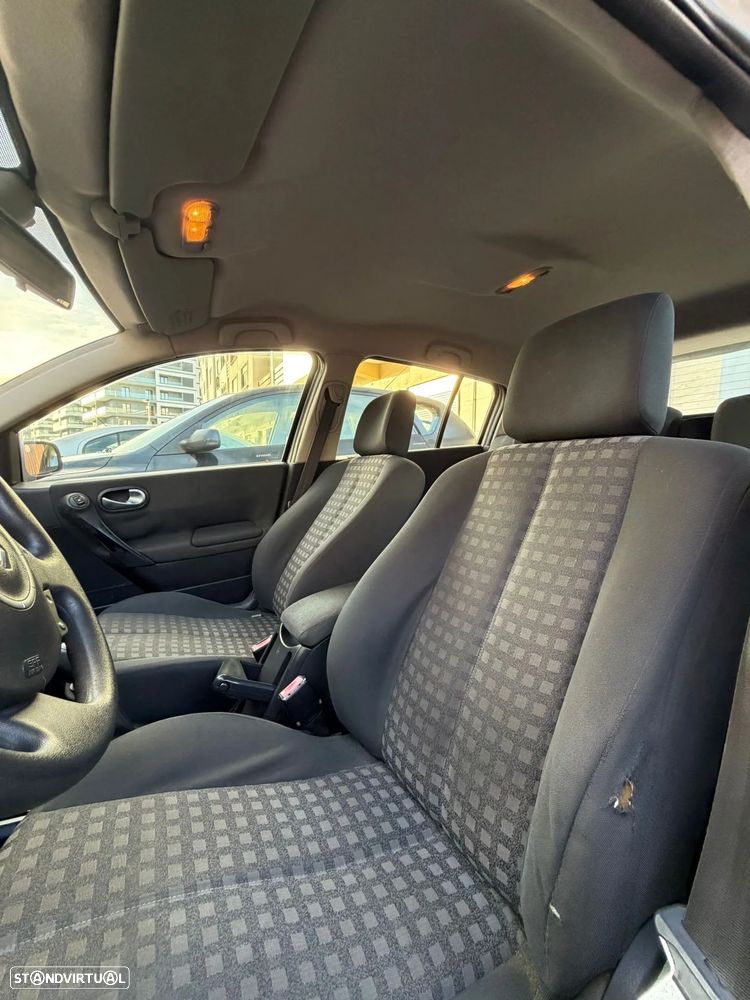 Renault Mégane 1.5 dCi Authentique - 12