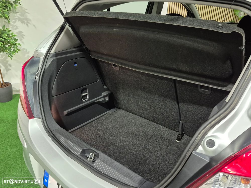 Opel Corsa 1.2 Cosmo - 7