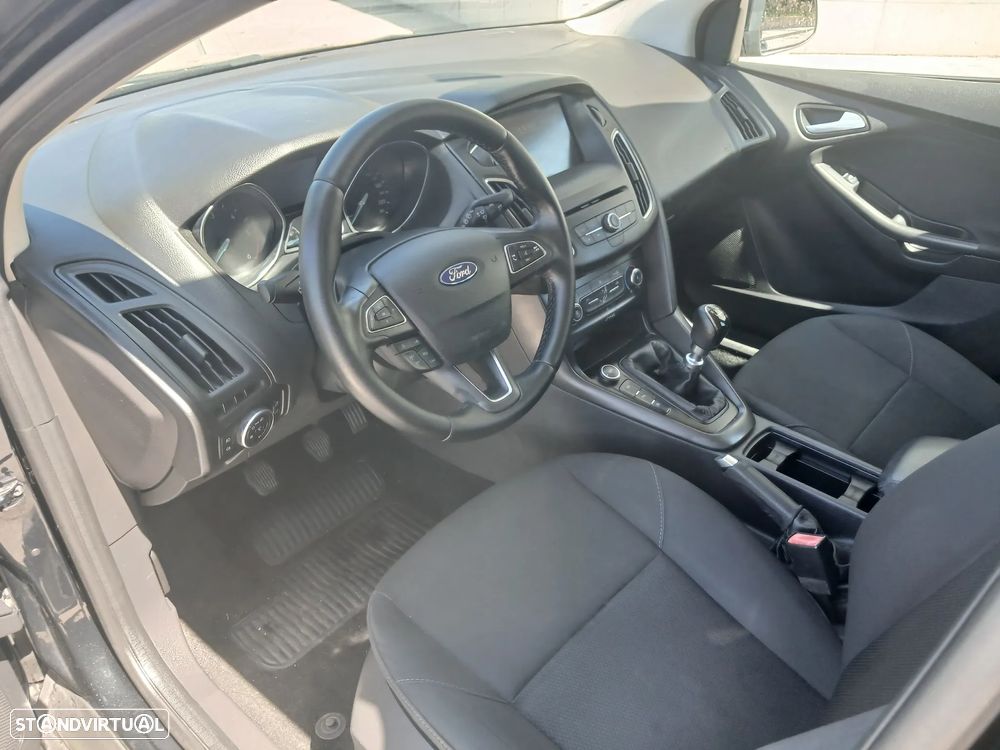 Ford Focus SW 1.5 TDCi Trend ECOnetic - 14