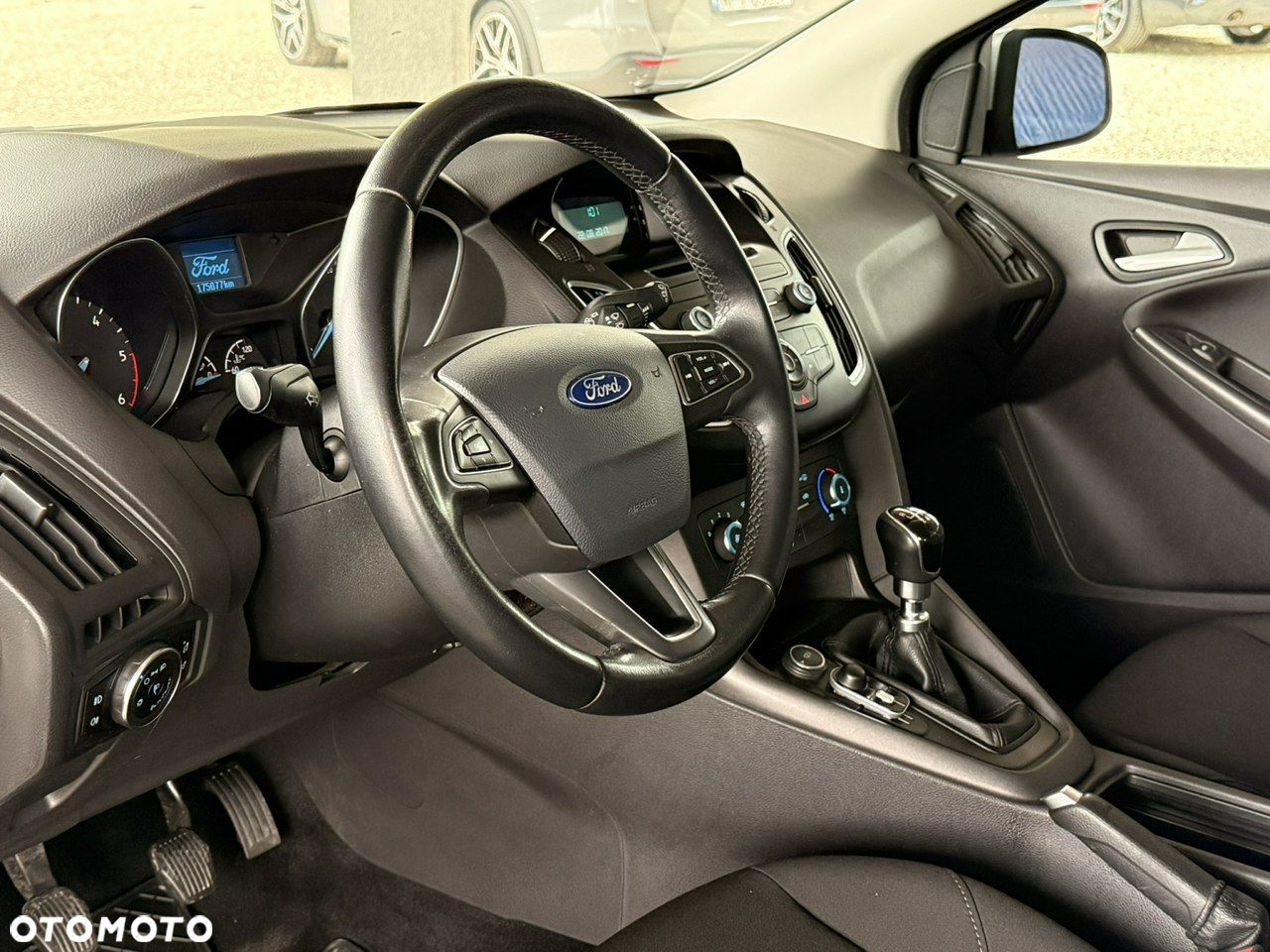 Ford Focus - 9