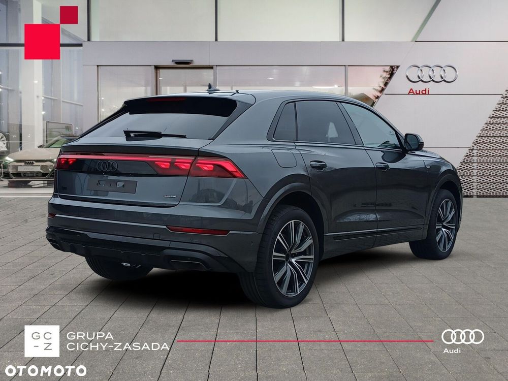 Audi Q8 - 6