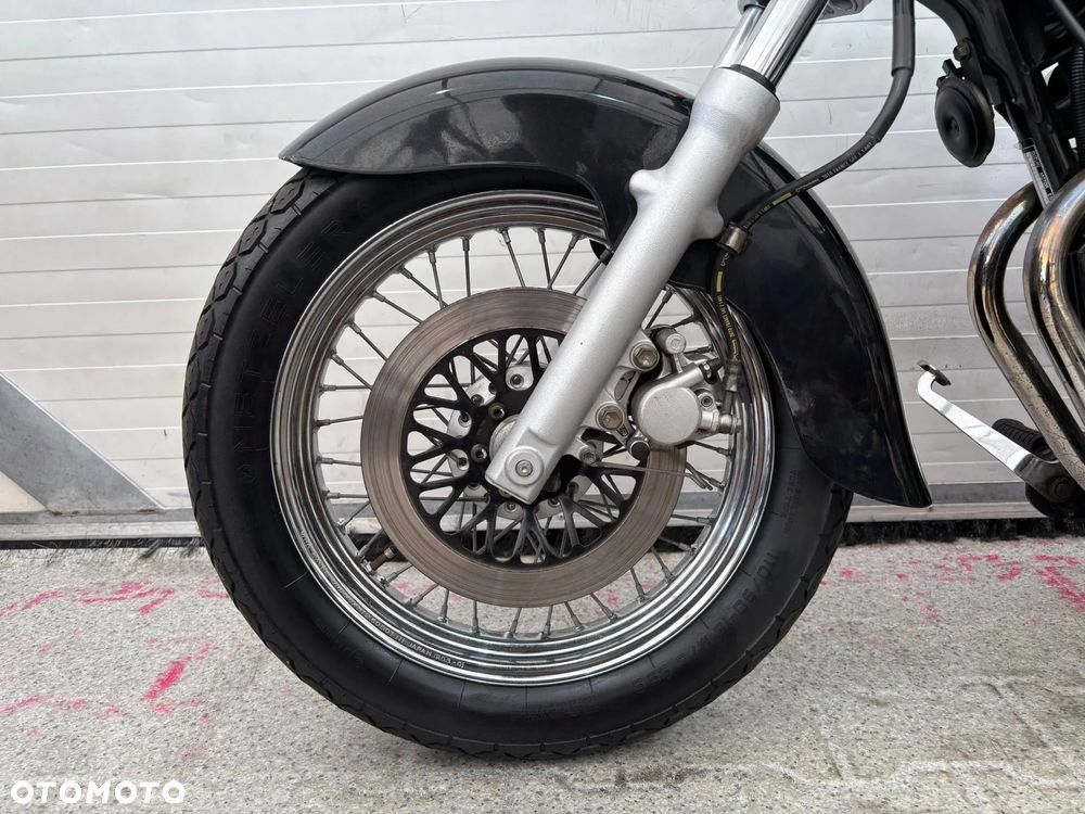 Suzuki Marauder - 20