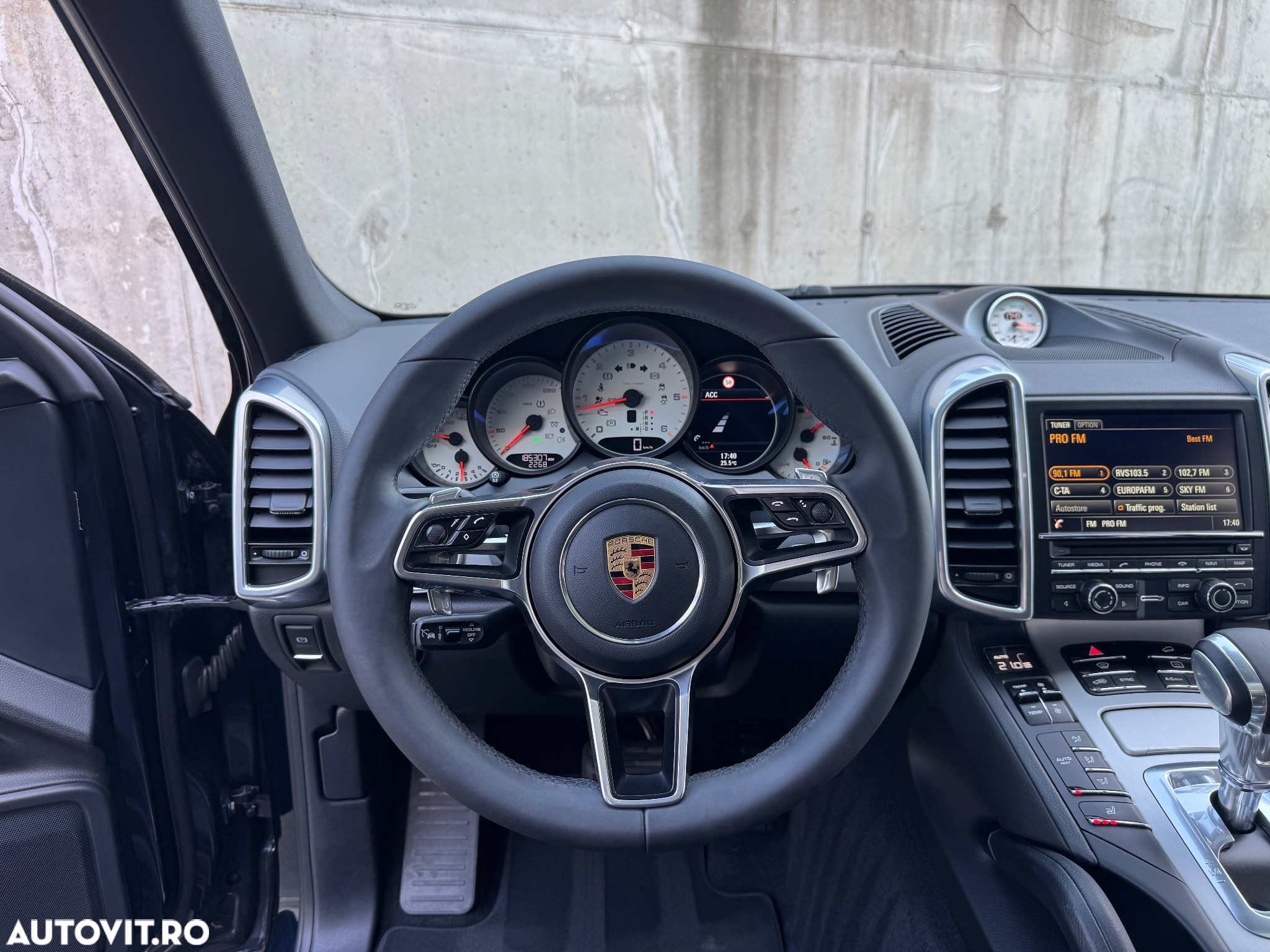 Porsche Cayenne Diesel Platinum Edition - 22