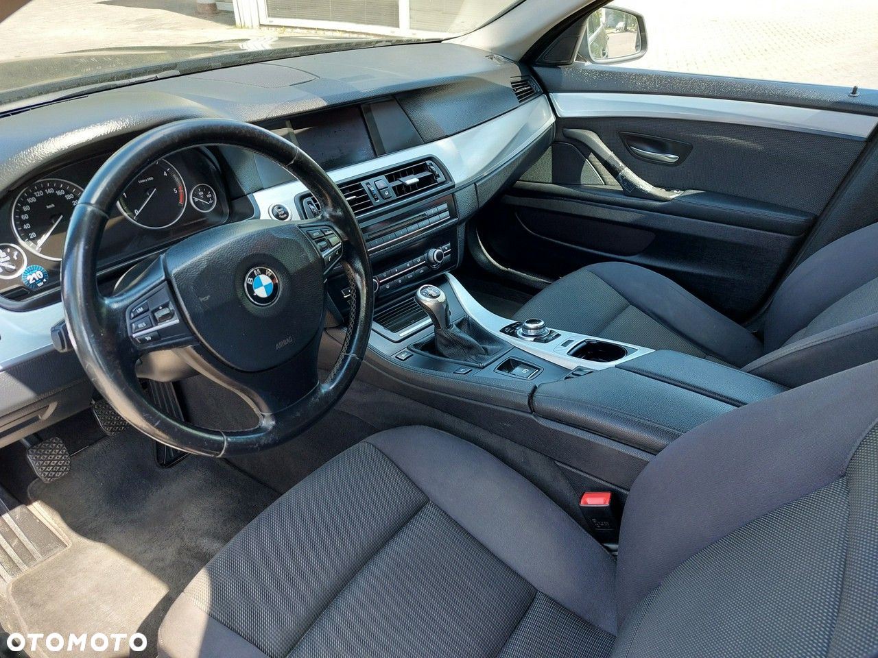BMW Seria 5 - 13