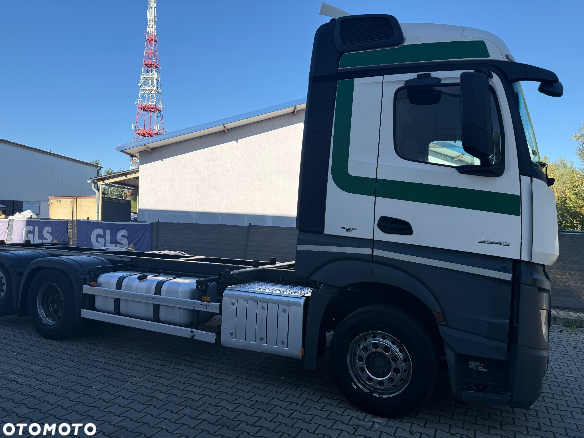 Mercedes-Benz ACTROS - 3