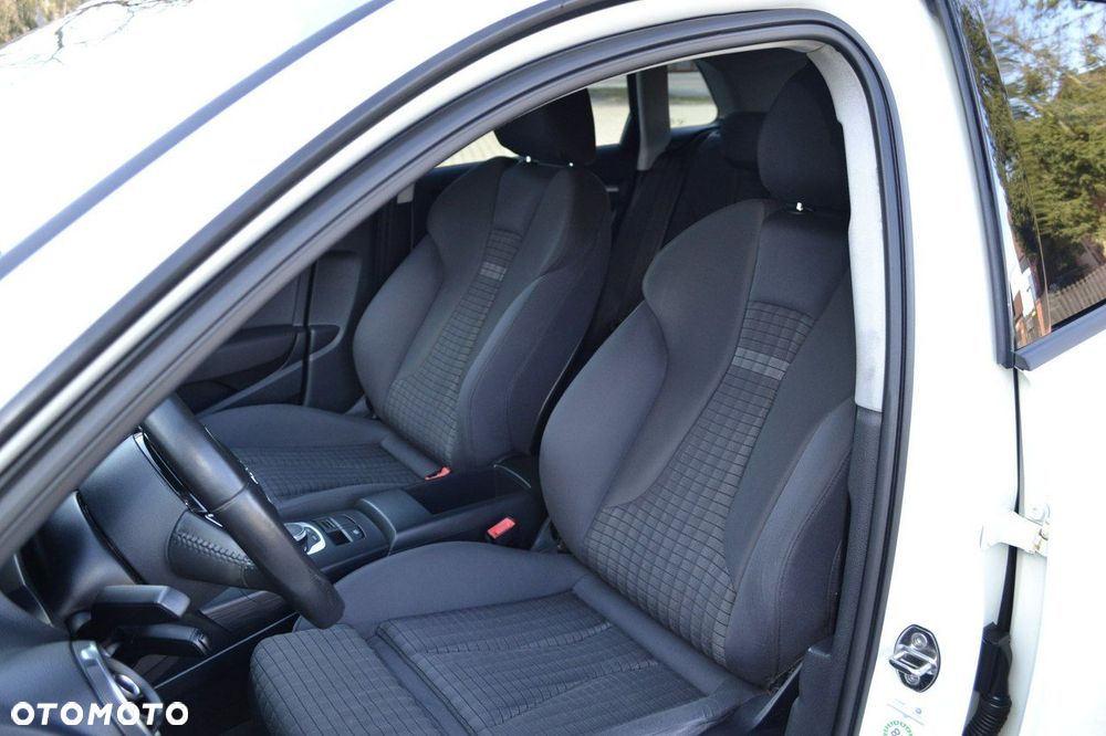 Audi A3 Sportback 2.0 TDI S tronic design - 31