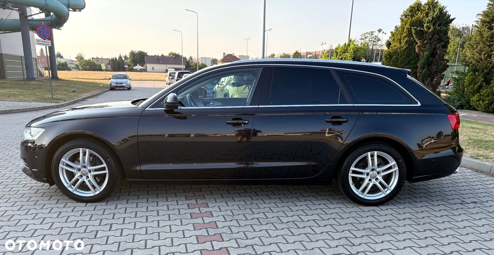 Audi A6 Avant - 11