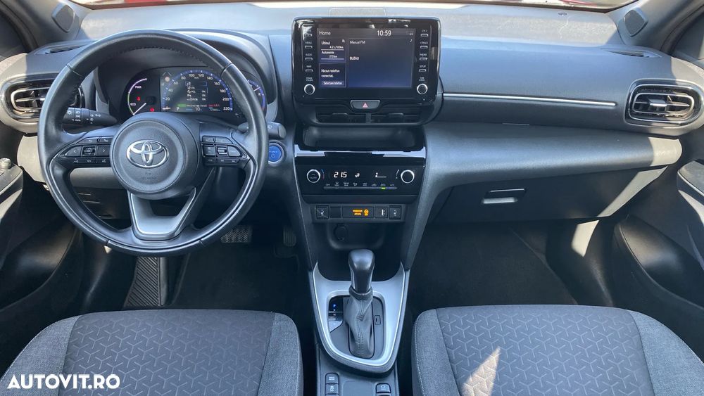 Toyota Yaris Cross 1.5 VVT-i HSD 116 4x2 HEV Dynamic - 8