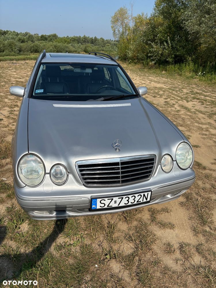Mercedes-Benz Klasa E - 1