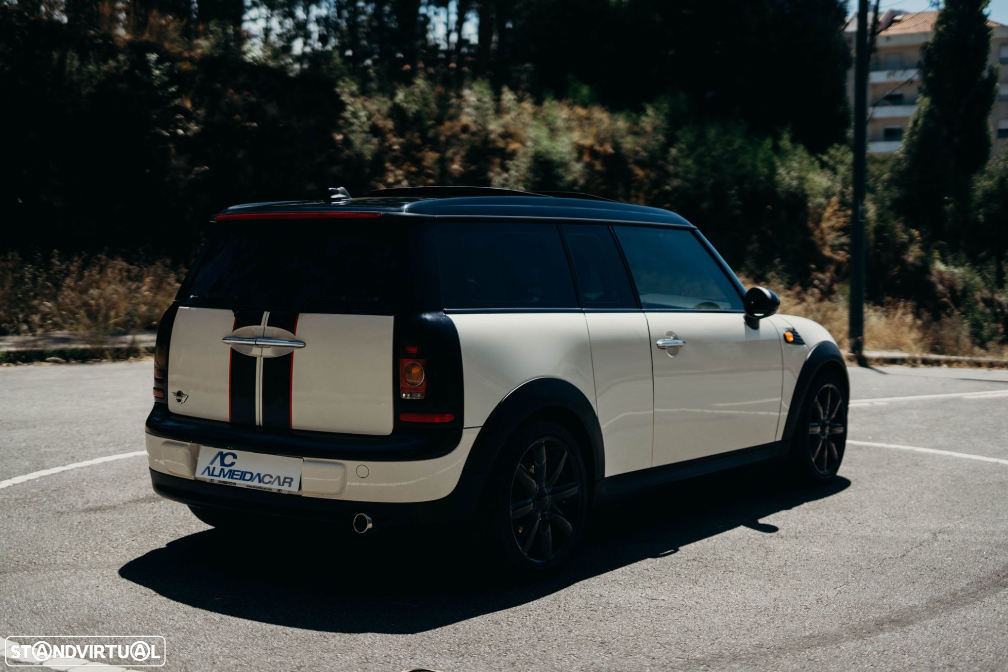 MINI Clubman Cooper D - 19