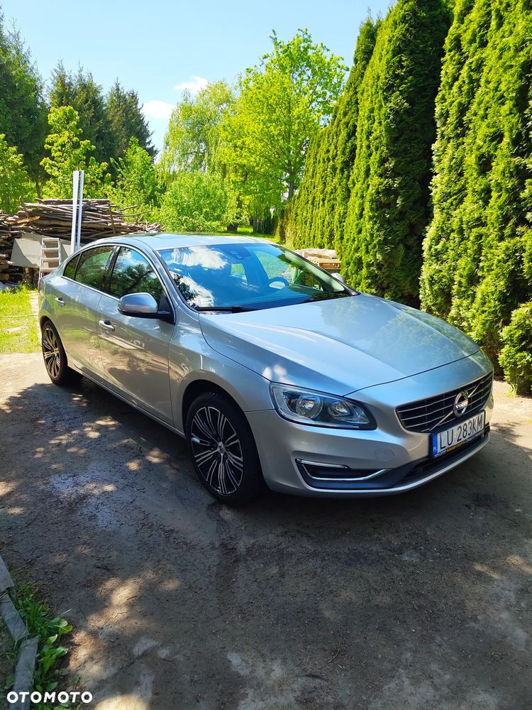 Volvo S60 - 1