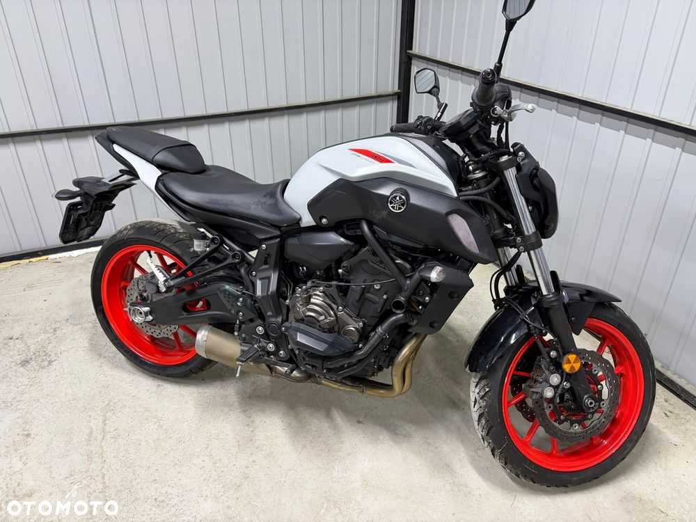Yamaha MT - 5