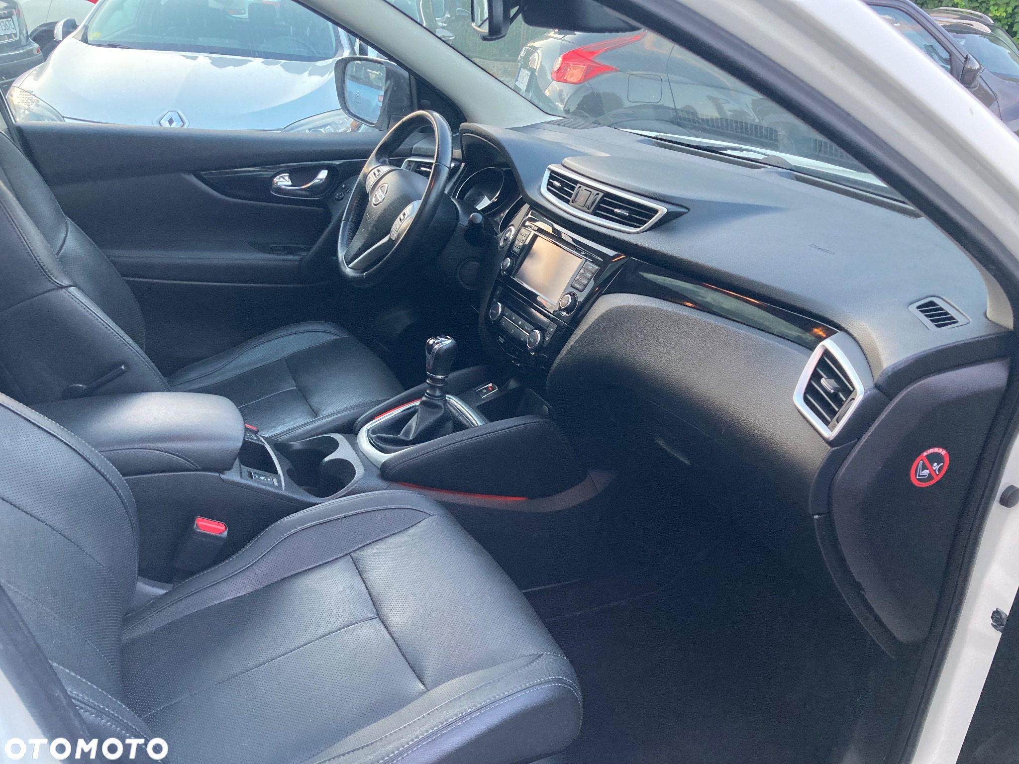 Nissan Qashqai 1.5 dCi Tekna - 11