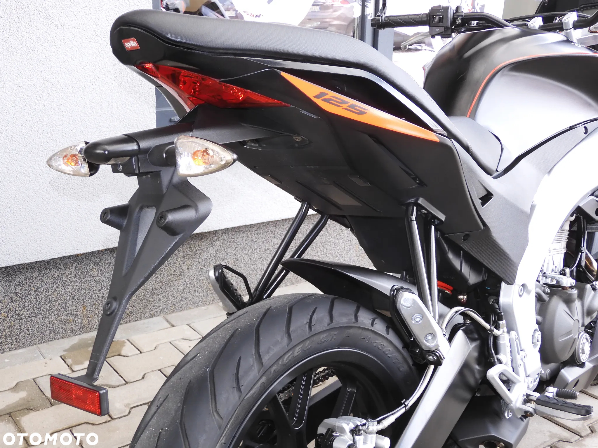 Aprilia Tuono - 19