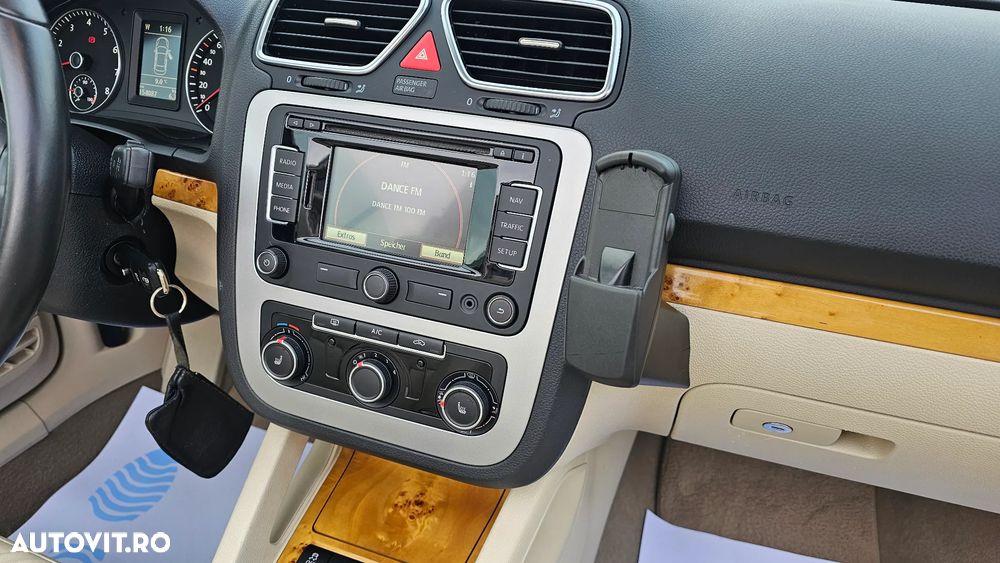 Volkswagen Eos 1.4 TSI Exclusive - 21