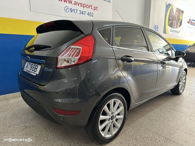 Ford Fiesta 1.0 EcoBoost S&S TITANIUM - 3