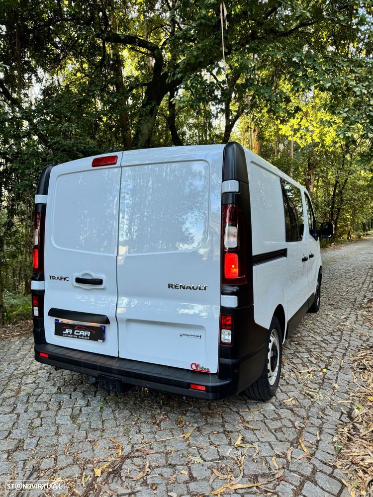 Renault Trafic - 8