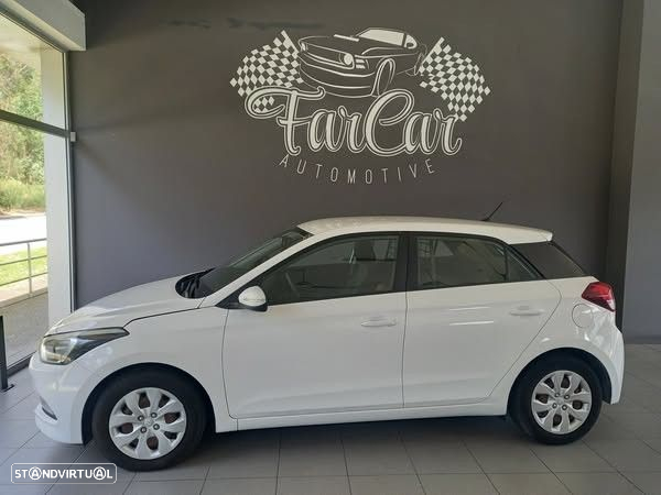 Hyundai i20 1.1 CRDi Blue Access+Bluetooth - 2
