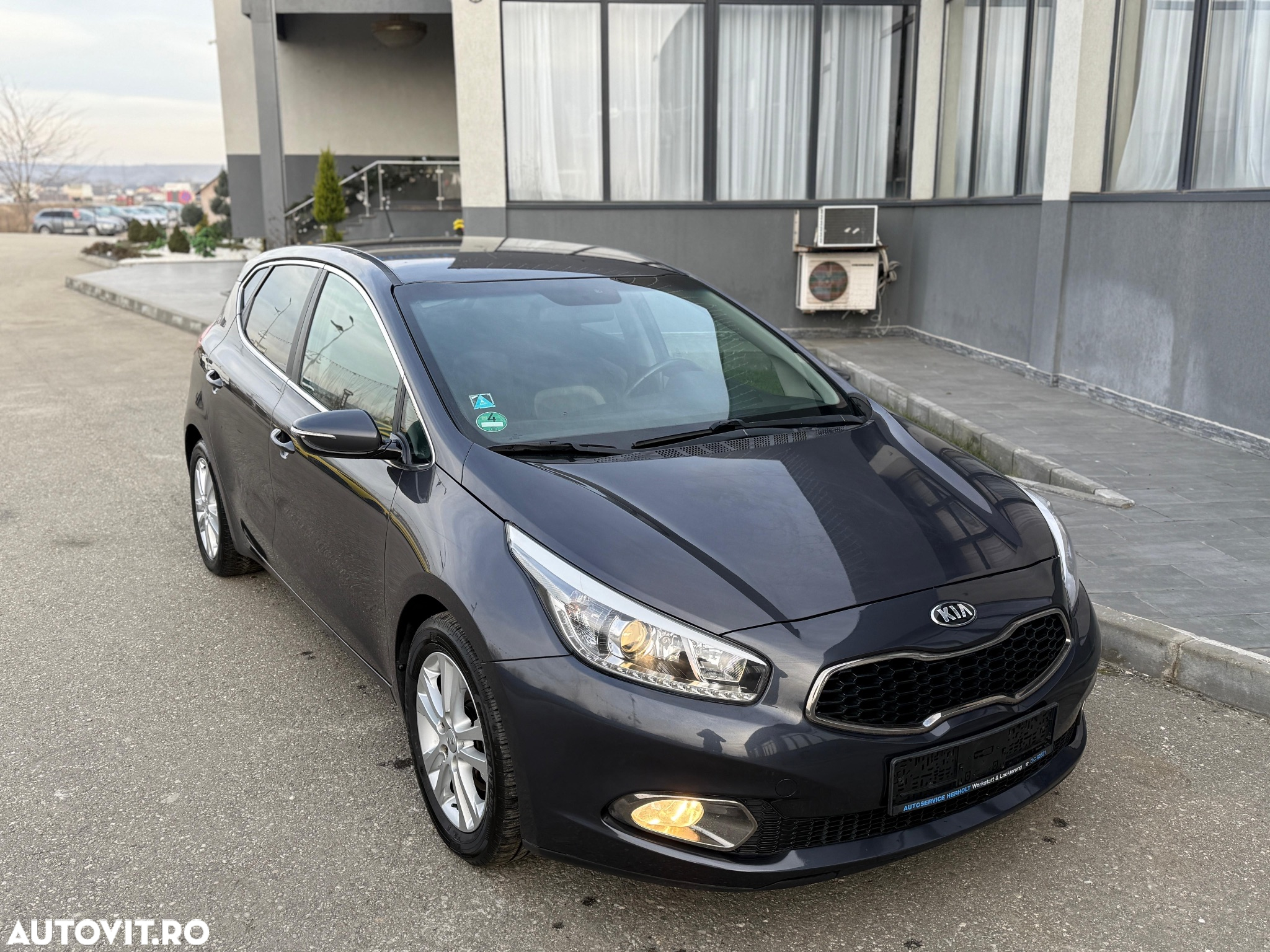 Kia Ceed - 16