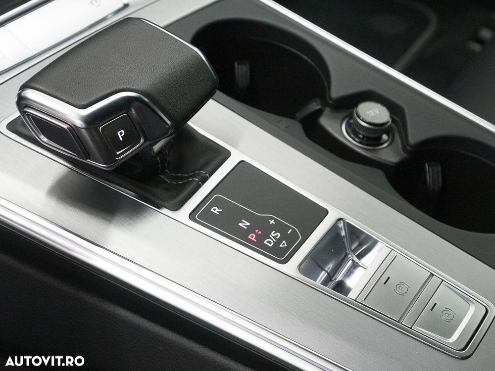 Audi A6 55 TFSI e quattro S tronic S line - 7