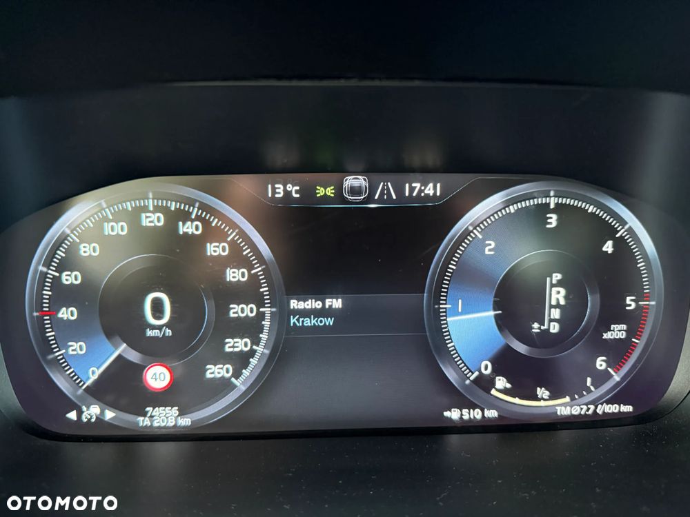 Volvo V60 Cross Country D4 AWD Geartronic Pro - 14