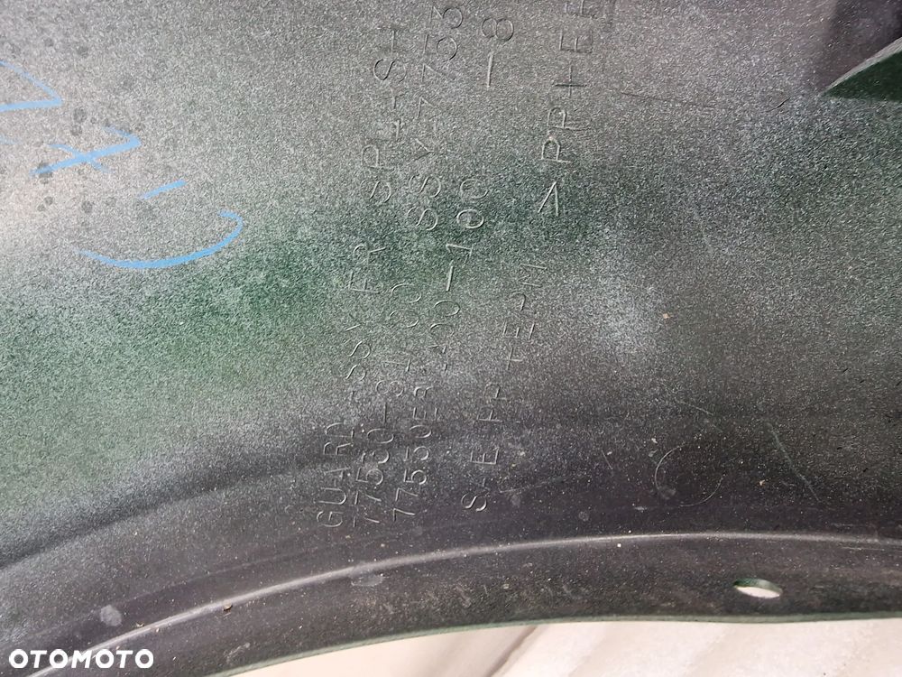 SUZUKI JIMNY 98-12 PRAWA PRZEDNIA PRZÓD LISTWA / NAKŁADKA BŁOTNIKA , NR 77530-81A00 / 77530E81A00-100 , NR AUKCJI NB80 - 9