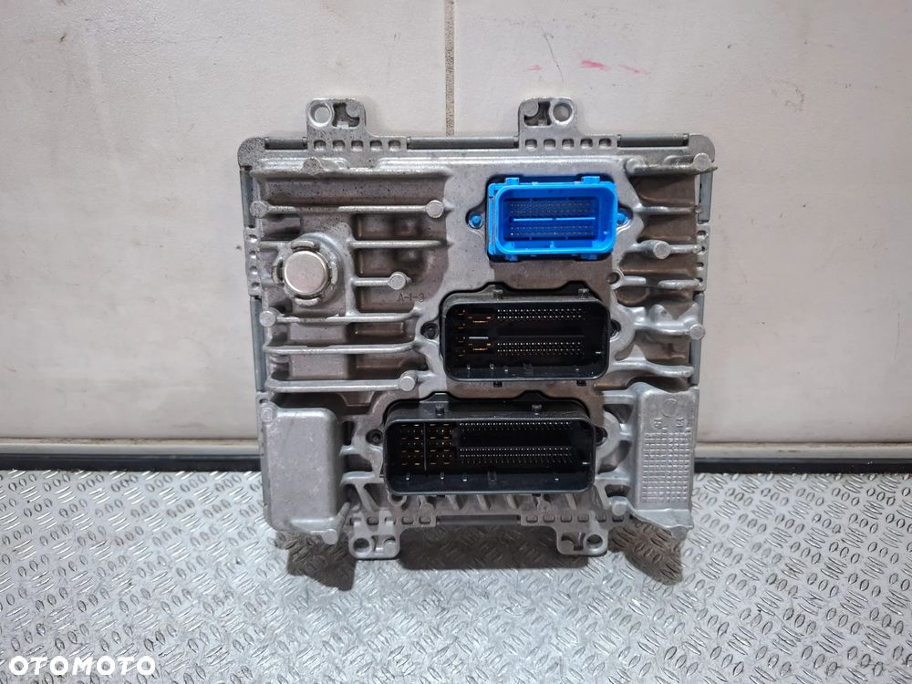 Sterownik silnika komputer Opel Mokkka 1,6 CRDI 2015 rok nr 1310101000000X , 395357783