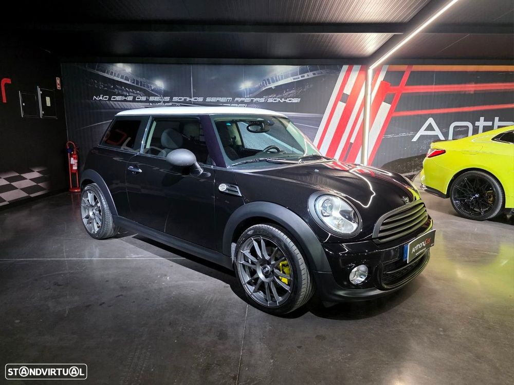 MINI 3 Portas Cooper D - 5