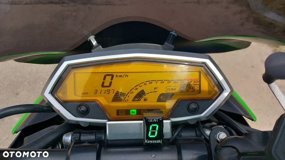 Kawasaki Ninja 1000 SX - 13