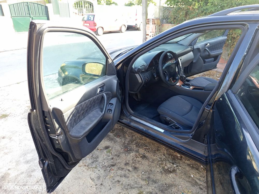 Mercedes-Benz C 220 - 10