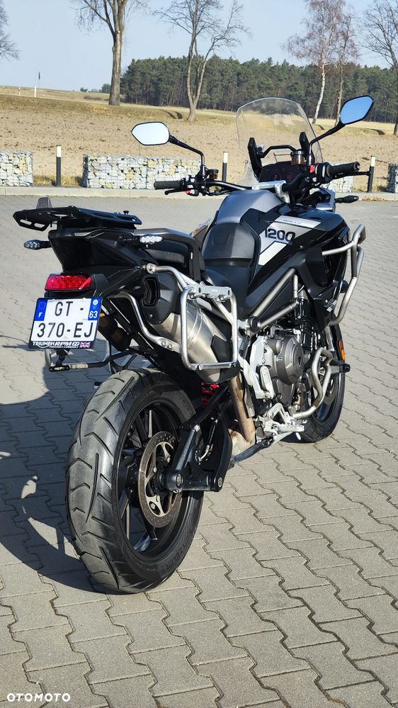 Triumph Tiger - 9